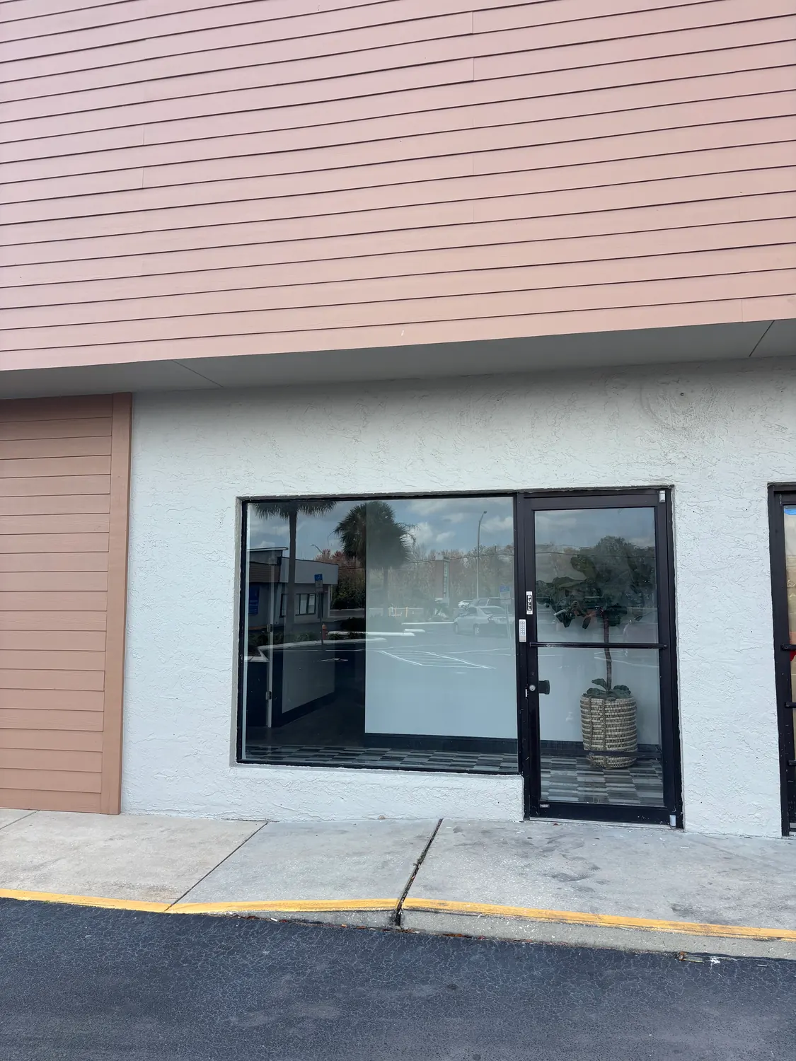 Newly remodeled Savion Center plaza with ample parking